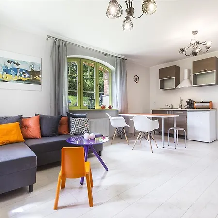 Insopot - Picasso - Near The Sea Apartman *