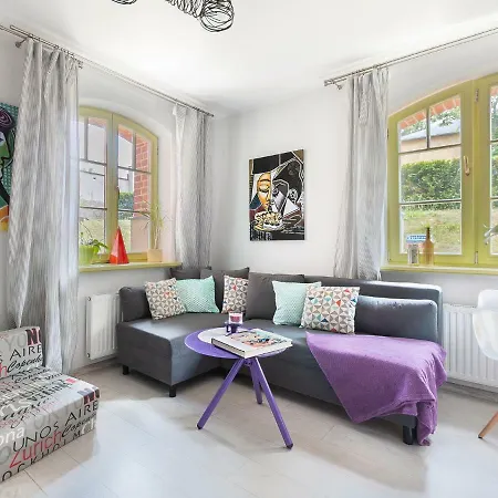 Insopot - Picasso - Near The Sea Apartman